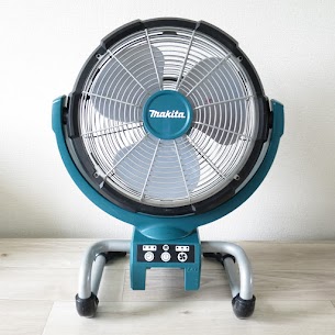 MAKITA マキタ 充電式産業扇 扇風機 CF300Dを買取させていただきました