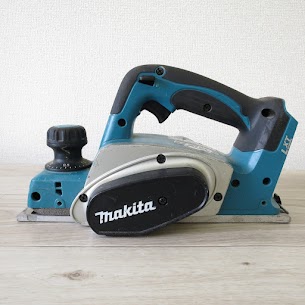 MAKITA マキタ 82mm 充電式カンナ KP180Dを買取させていただきました